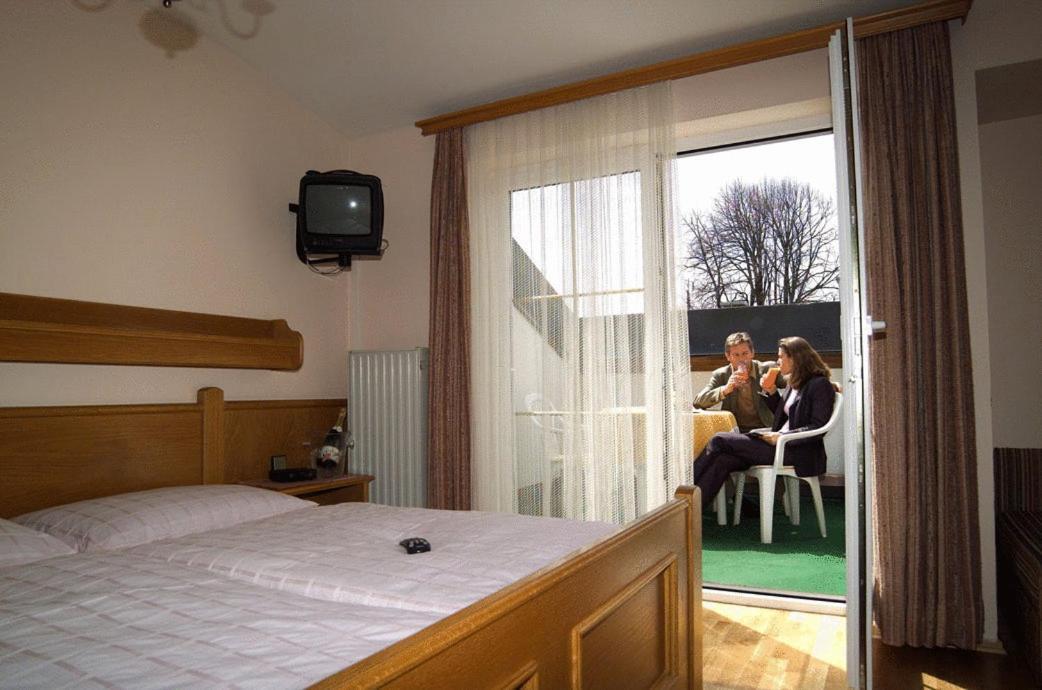 Hotel Gasthof Brueggler Radstadt Ngoại thất bức ảnh